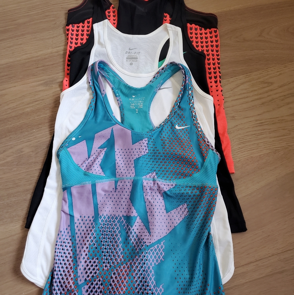 Nike workout tops bundle